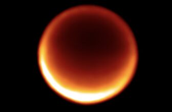 Scientists Observe Methane Clouds Wafting Over Titan’s Lakes for the First Time