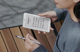 Boox updates in style Palma E Ink machine with colour and 5G connectivity